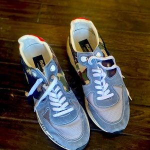 Good condition mens golden goose sneakers- authentic